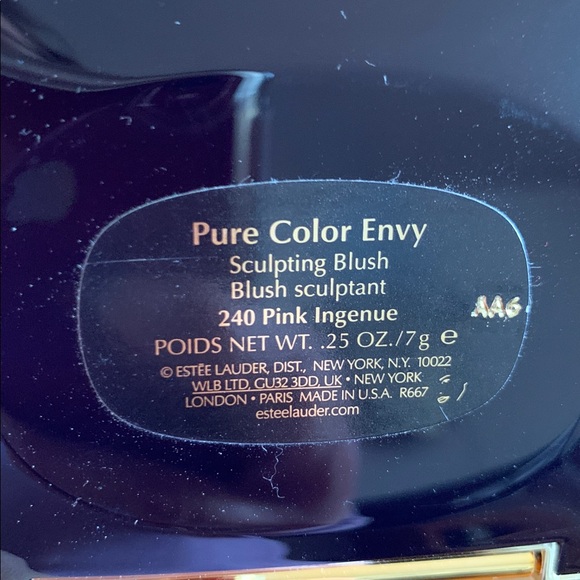 Estée Lauder Pure Color Envy Blush #240
NEW IN BOX - Picture 5 of 5
